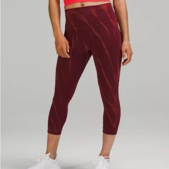 Lululemon Wunder Train HR Crop 23” Fade Leggings Size 4 NWT - Picture 4 of 12